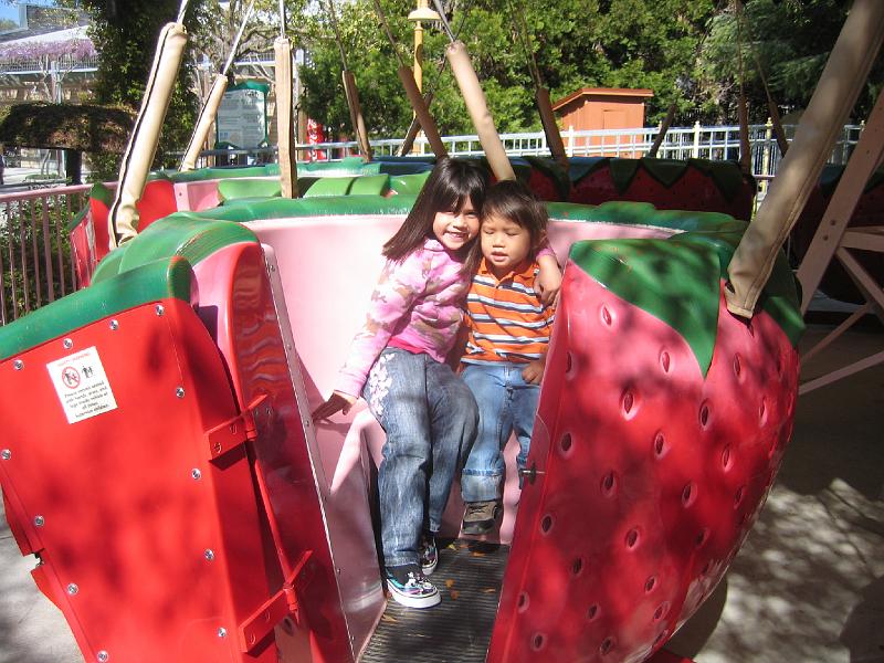 March17-23SpringBreak 019.jpg - Gilroy Gardens - Spring Break